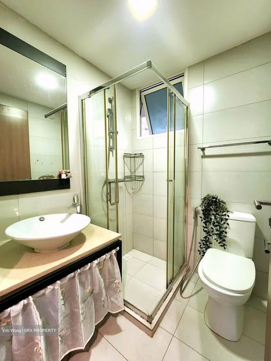 1 Canberra (D27), Condominium #581418721